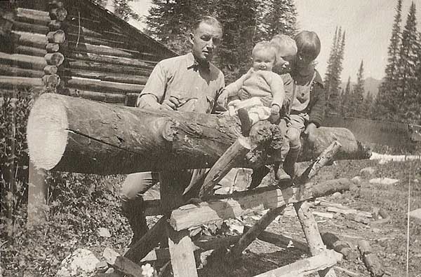 Ross, Janet, Jack, Brownie