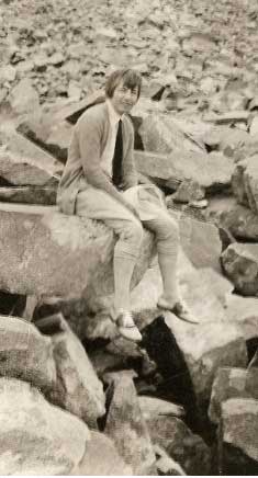 Leoline at the base of Mt. Robert Leoline at the base of Mt. Robert