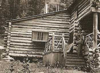 Log Kitchen Log Kitchen